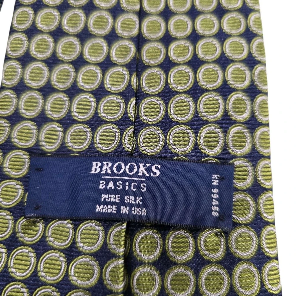 Brooks Brothers Silk Geometric Pattern Necktie‎ Navy Green Men's Tie New